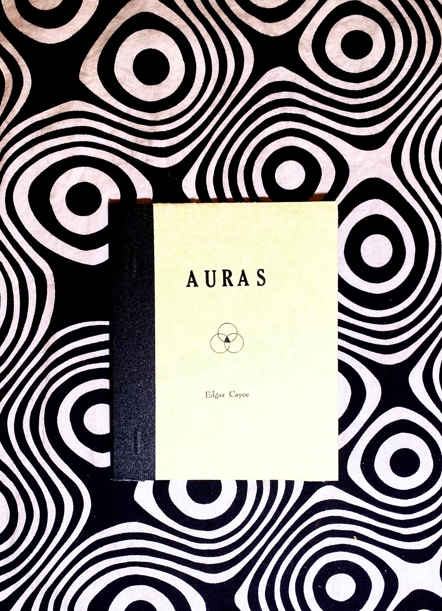 Auras — Edgar Cayce
