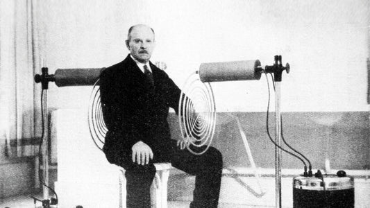 Georges Lakhovsky and the Multiple Wave Oscillator