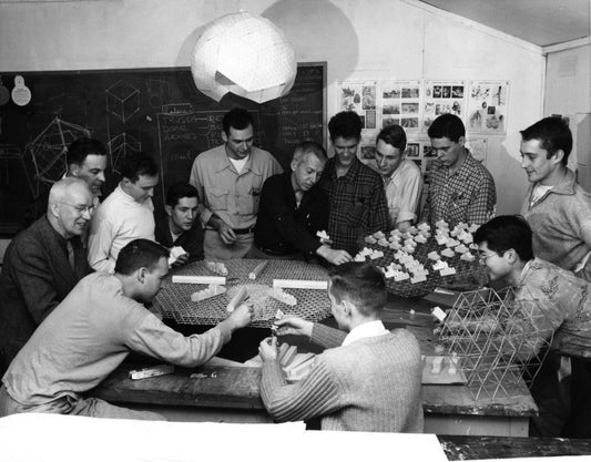 Buckminster Fuller teaching architecture students at the College of Design, 1953