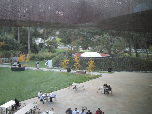 James Turrell Skyspace exterior near the de Young Museum, photographed by jhritz; CC BY 2.0