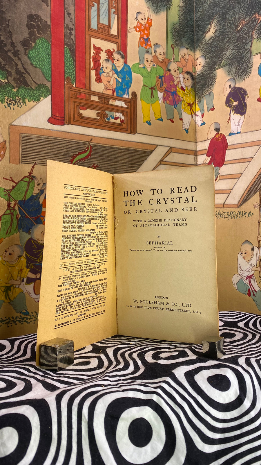 Additional condition view of How to Read the Crystal by Sepharial, 1907
